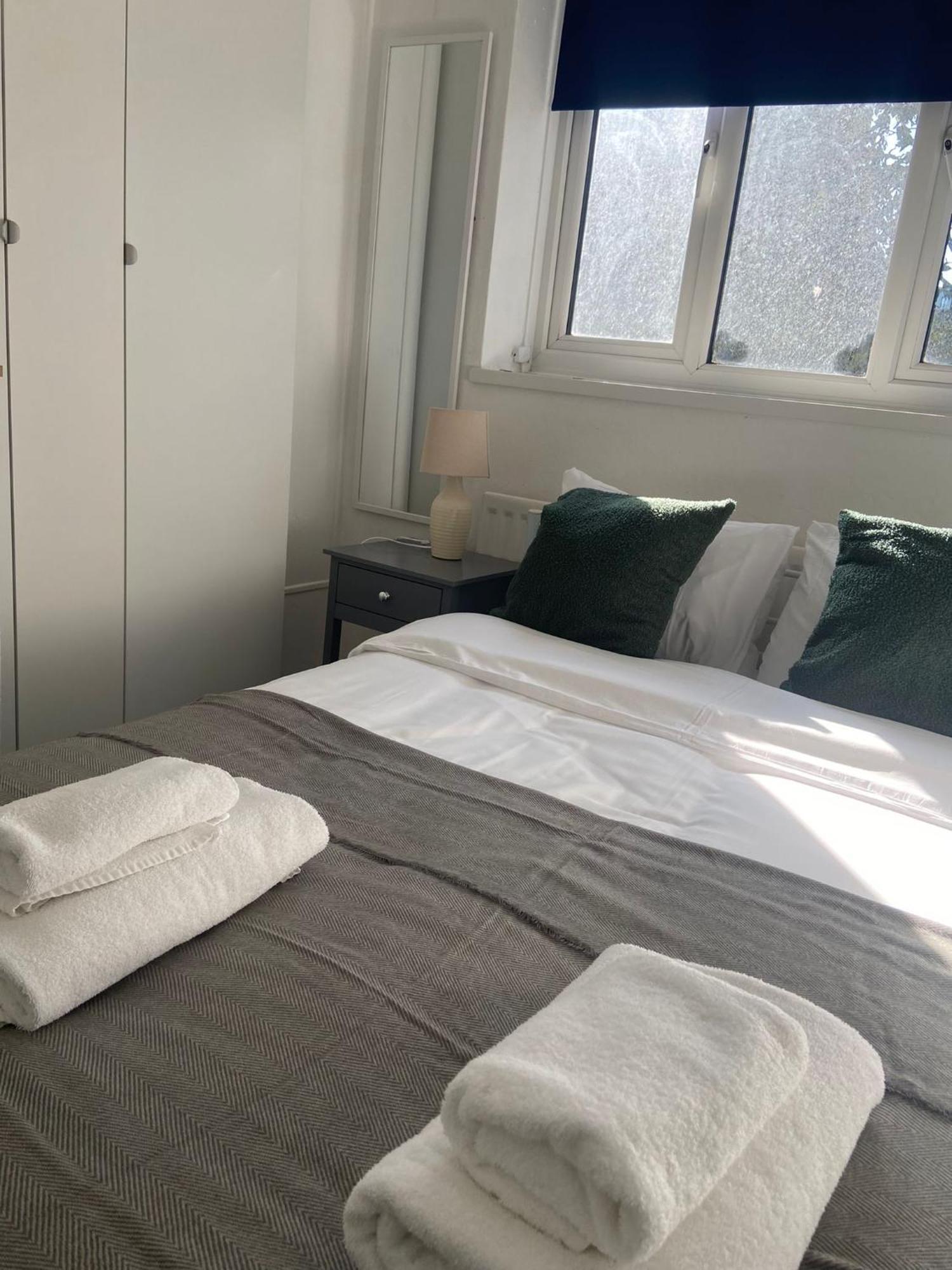 Lincoln Court - Cozy 3 Bedroom Flat Near Clapham Junction And Battersea London Kültér fotó