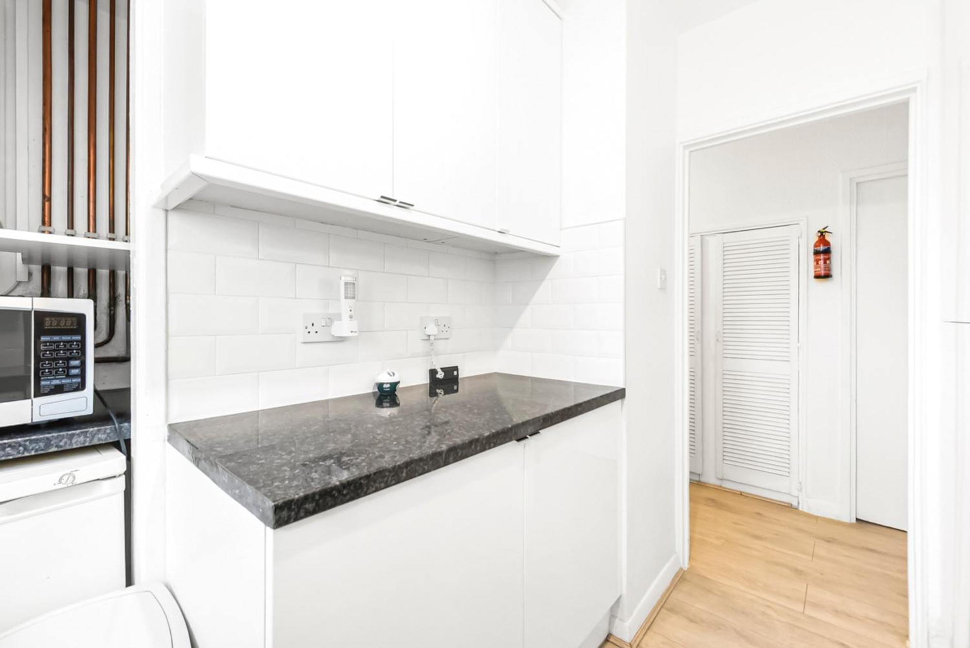 Lincoln Court - Cozy 3 Bedroom Flat Near Clapham Junction And Battersea London Kültér fotó