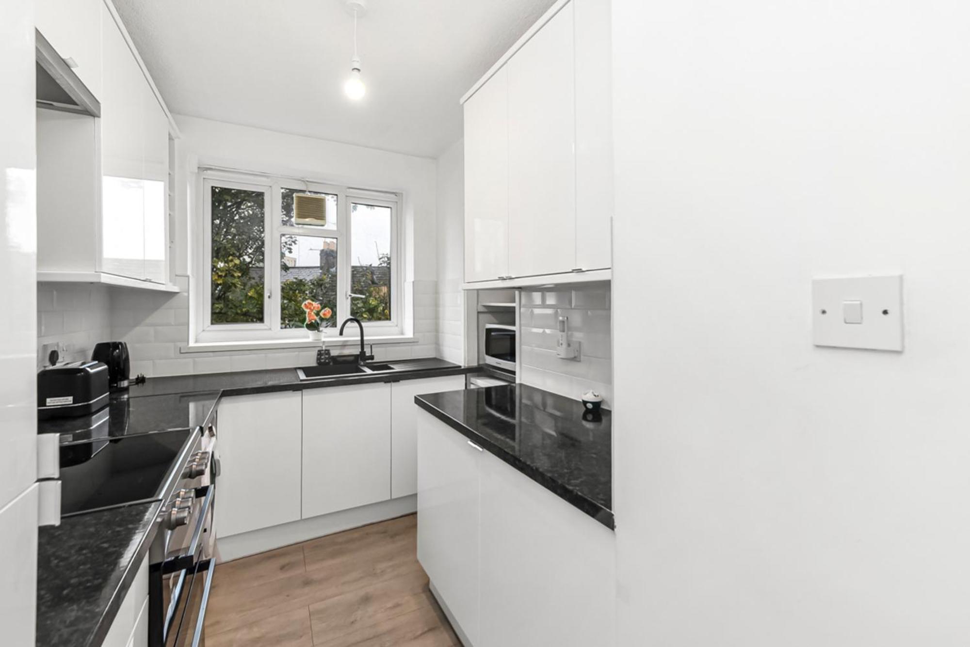 Lincoln Court - Cozy 3 Bedroom Flat Near Clapham Junction And Battersea London Kültér fotó